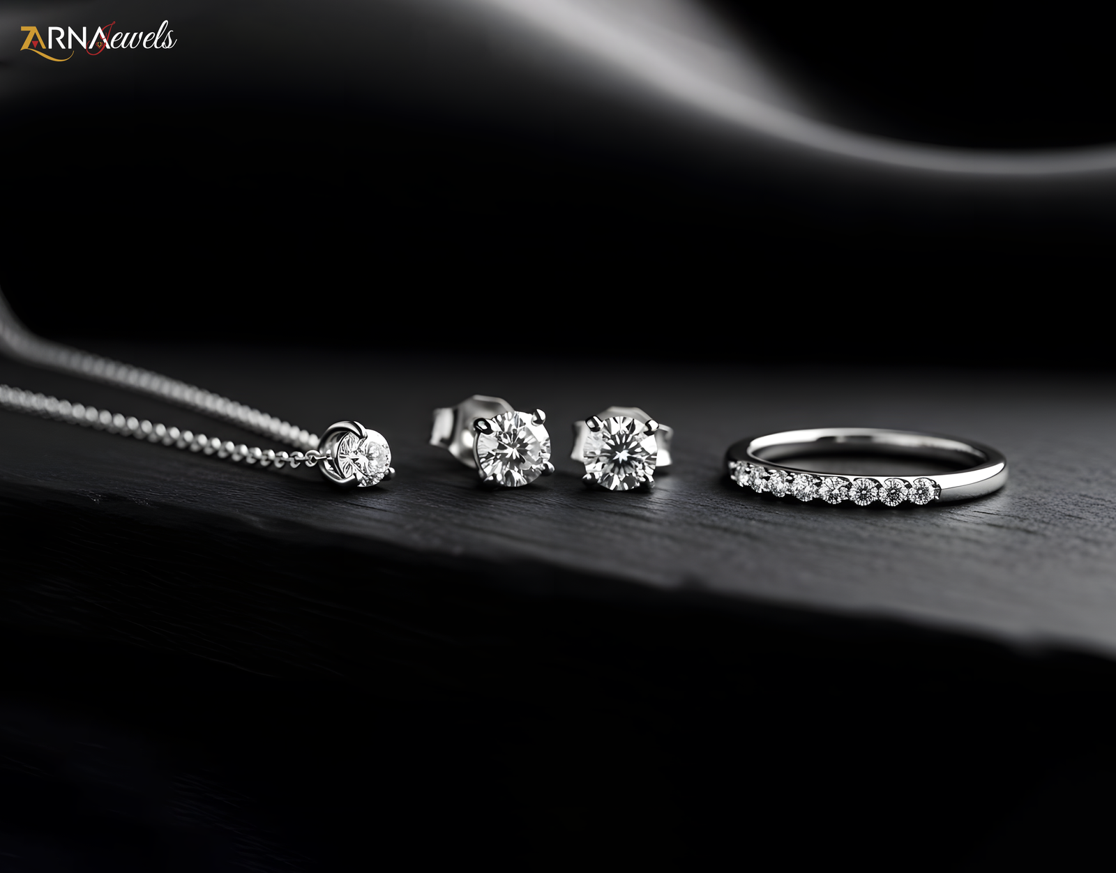 Minimalist Diamond Jewelry: Why Less is More