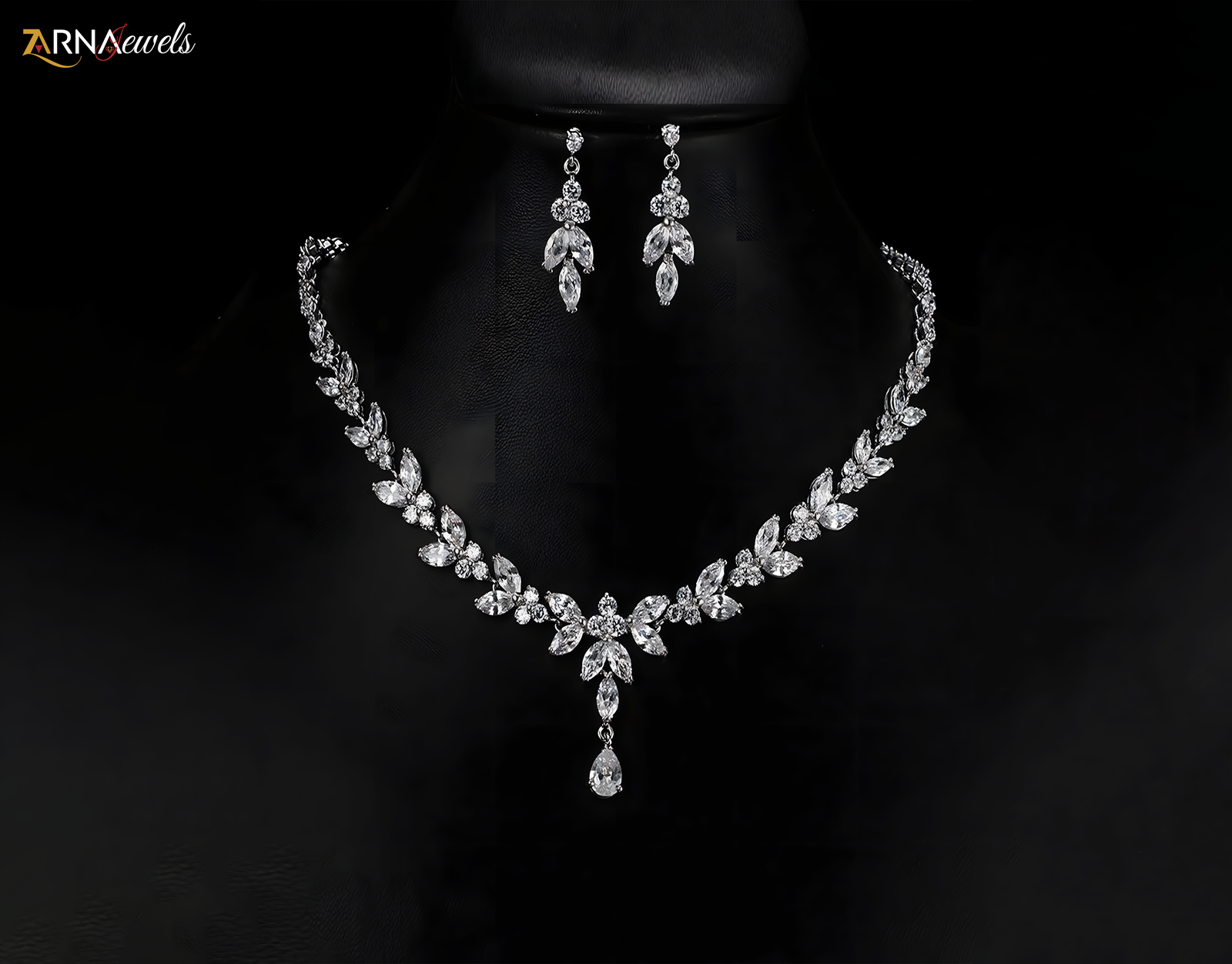 Pendants & Necklaces: Diamonds That Define Elegance