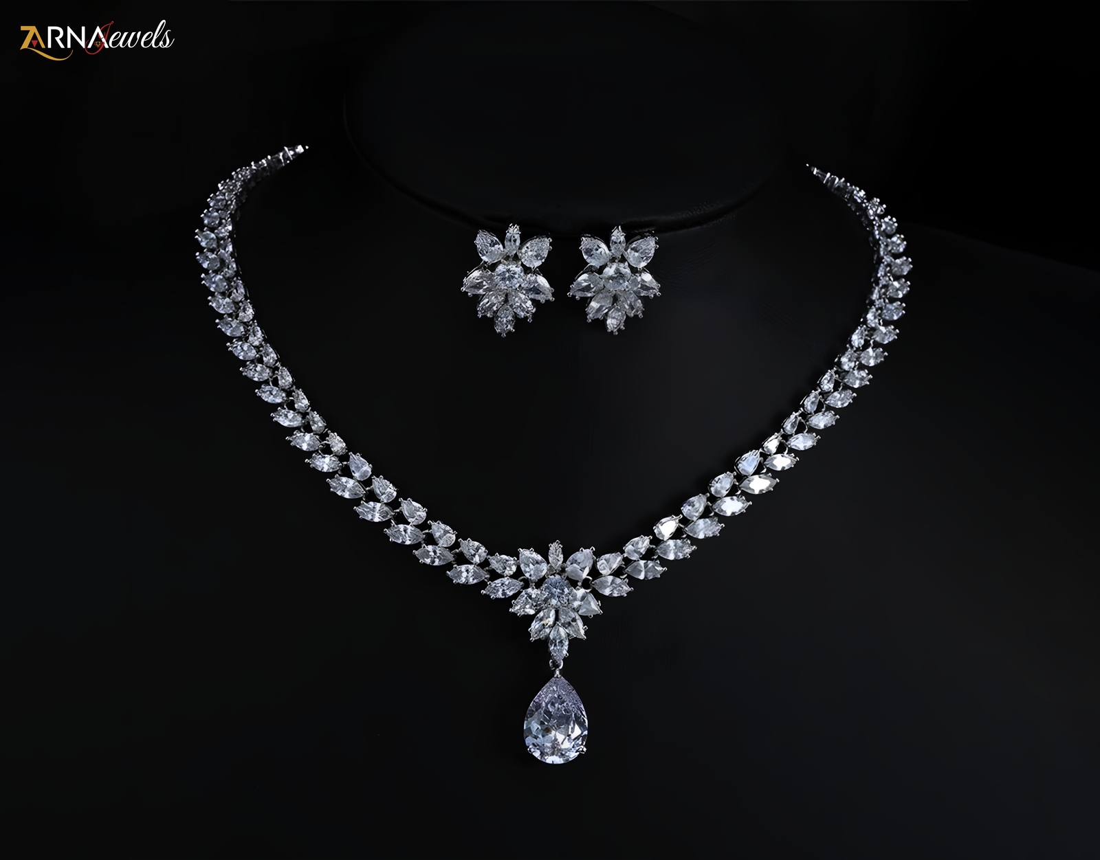 Minimalism in Bridal Jewelry: Modern Brides’ Top Choice