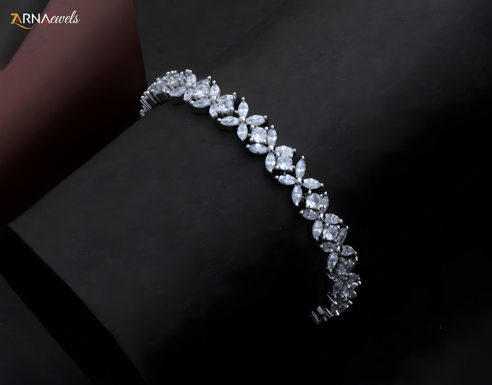 Top 10 Anniversary Diamond Jewelry Gifts